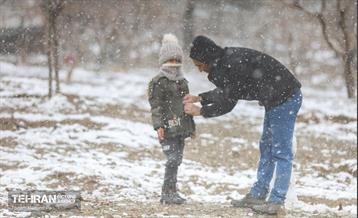 روز برفی در آبشار تهران 7
