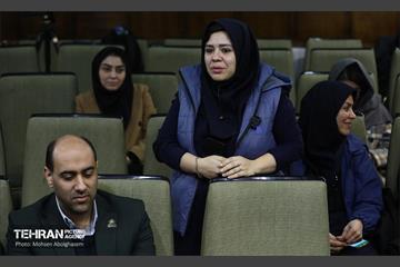 جلسه هم‌اندیشی رییس نهاد پایش طرح های توسعه شهری با جمعی از بانوان 11
