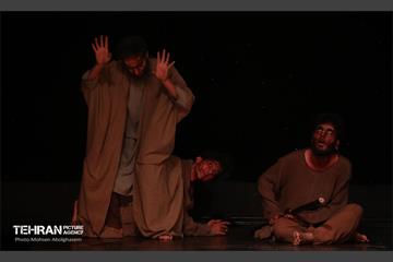 نمایش آیینی «در انتظار» 64
