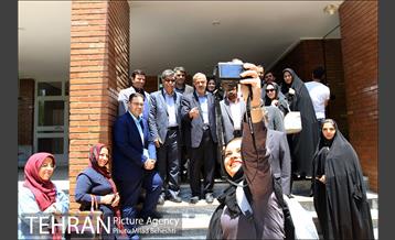 تهرانگردی احمد مسجدجامعی در منطقه 22‎ 16