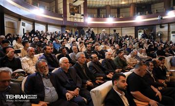 سومین سوگواره شعر عمود ۱8 31