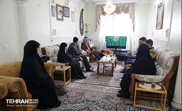 دیدار شهردار منطقه۱۷ با جمعی از مردآفرین دارالشهدای تهران 20