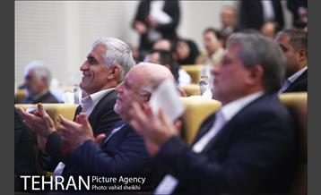 مراسم انعقاد قرارداد ریلی درون شهری 8