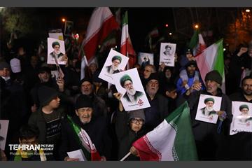 عزاداری هفتمین روز شهادت رهبر انقلاب در میدان بریانک 26