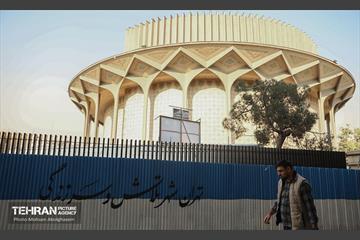 اینجا کارگاهه؛ محوطه سازی حریم تئاتر شهر 40