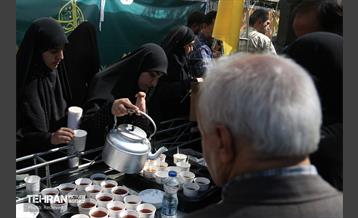 در حاشیه نماز جمعه تهران به امامت رهبر انقلاب 31