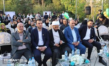 اهتزاز پرچم علوی در آستانه عید غدیر خم 14