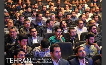 مراسم روز جمهوری اسلامی با حضور شهردار تهران در باغ موزه دفاع مقدس 6