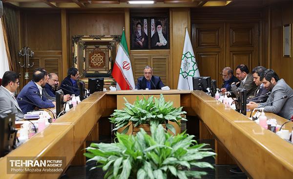 نشست شهردار تهران با معاون وزیر صمت 19