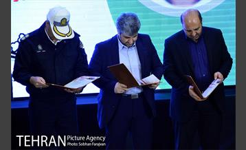 آیین تجلیل از رانندگان نمونه شرکت خودرو سرویس شهر 24