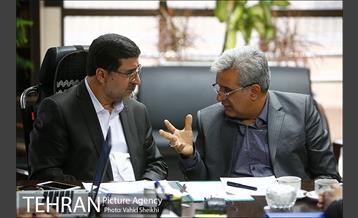 بازدید دکتر حسینی مکارم از شهرداری منطقه 5 3