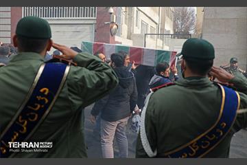 تشییع پیکر ۲۰۰ شهید گمنام دفاع مقدس در تهران 59
