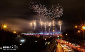 نورافشانی سال نو در پل طبیعت 8