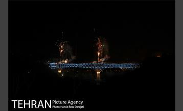 نورافشانی ویژه پُل طبیعت در شب نوروز ۱۴۰۰