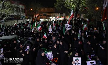 عزاداری هفتمین روز شهادت رهبر انقلاب در میدان بریانک 22