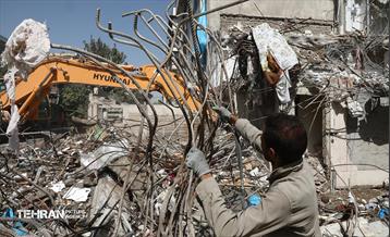 بازسازی واحدهای آسیب‌دیده در منطقه 8 4