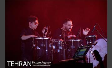 کنسرت محسن ابراهیم زاده 9