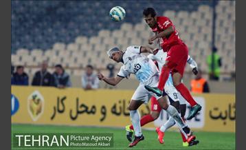 دیدار تیم های فوتبال پرسپولیس و پیکان