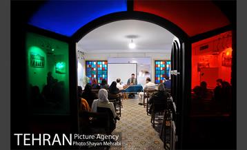 نمایشگاه عکس نشان بی نشان در نگارستان شهر‎ 15