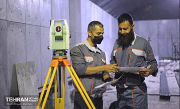 ایستگاه مترو میدان کتاب 42
