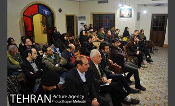 نشست ادبی شب های شعر با حضور محمد علی بهمنی در نگارستان شهر 12