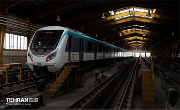 رونمایی از قطار ملی 16