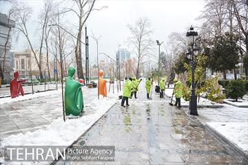 روز برفی تهران در بوستان ملت 31