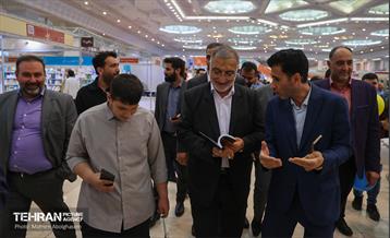 بازدید شهردار تهران از سی‌وپنجمین نمایشگاه بین‌المللی کتاب تهران 22