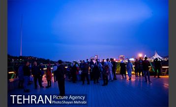 ساعت زمین در تهران 11