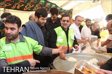 بازدید اعضای شورای اسلامی شهر تهران از خدمات رسانی به زائران اربعین حسینی 7