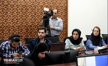 نشست خبری مدیر عامل منطقه فرهنگی و گردشگری عباس‌آباد 6