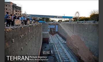 مراسم ورود ماشین حفار به ایستگاه B7 خط 7مترو 30