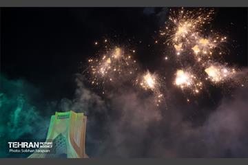 نورافشانی جشن پیروزی انقلاب اسلامی در میدان آزادی 9