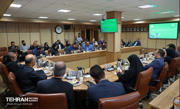 جلسه مدیران روابط عمومی و مسئولین ملاقات مردمی مناطق 22 گانه 10