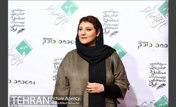 فرش قرمز سیزدهمین جشن بزرگ منتقدان و نویسندگان سینمایی ایران 12