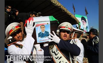 مراسم تشییع شهدای حادثه سقوط هواپیما  5