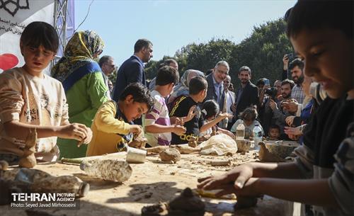 آیین مهرواره لبخند آرمان 52