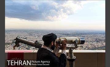 استهلال هلال ماه شوال از فراز برج میلاد تهران 4