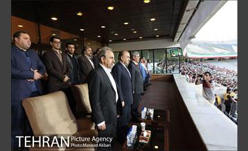 حضور شهردار تهران در استادیوم ازادی 5