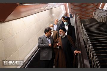 آیین بهره‌برداری از ۱۱ کیلومتر خط مترو 12