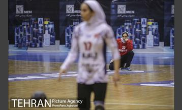 دیدار تیم های هندبال سپاهان و اشتادسازه 18