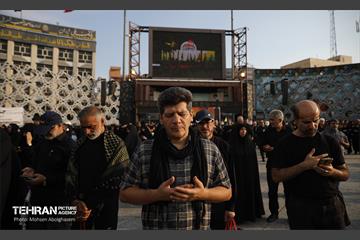 آیین پیاده‌روی جاماندگان اربعین حسینی - میدان امام حسین (ع) 5