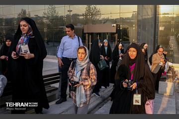 چهارمین جلسه از سلسه تورهای عکاسی انسان، کتاب، زندگی 16