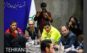 نشست خبری آتش سوزی ساختمان اداری میدان ولیعصر(عج) 10