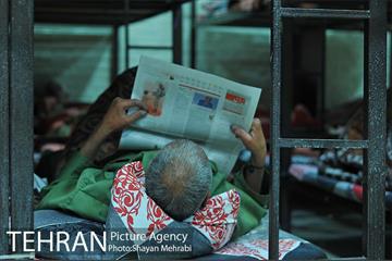 سرپرست شهرداری تهران و رئیس مرکز ارتباطات و امور بین الملل شهرداری تهران در بازدید از فعالیت‌های شبانه شهرداری و زندگی شبانه مردم تهران 45