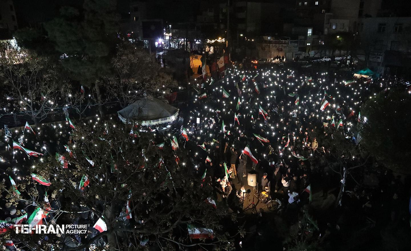 عزاداری هفتمین شب شهادت رهبر انقلاب در میدان دوم نازی آباد 12