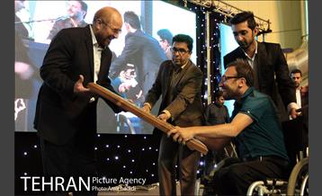 ضیافت افطار جمعی از معلول جسمی و حرکتی با شهردار تهران 34