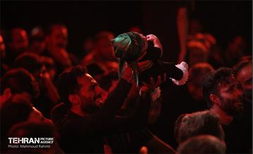 شب هشتم محرم در هیئت عاشورائیان 14