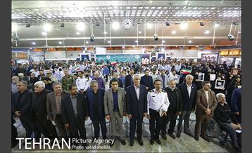 نواختن زنگ دانش آموز شهید در روز اول مهر 3