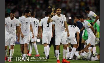 دیدار تیم‌های ملی فوتبال ایران و ازبکستان